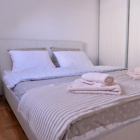 Apartmani Sloboda 즐라티보 외부 사진