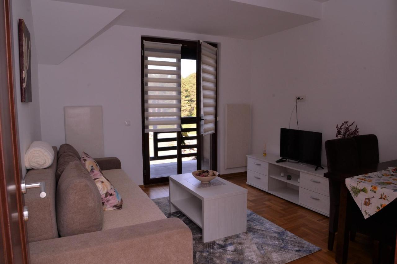 Apartmani Sloboda 즐라티보 외부 사진